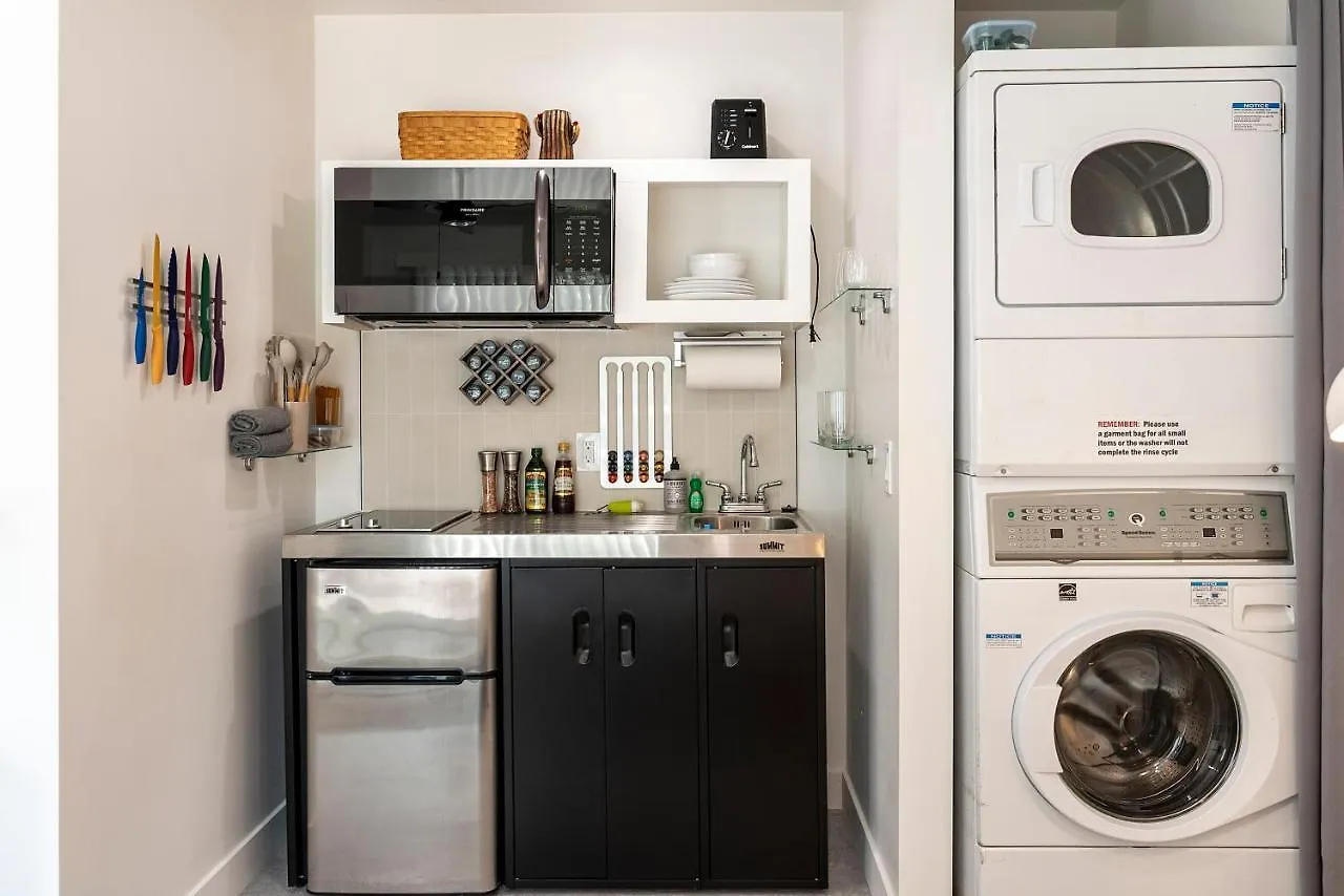 Stavros Sweet Suites Scottsdale